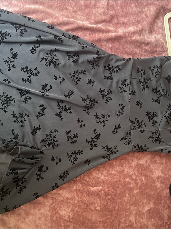 Dresses & Skirts - Gray Dress with Black Floral Burnout